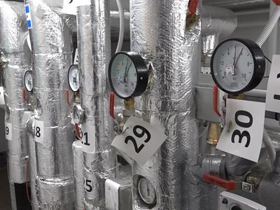 Проект оборудования новых теплоузлов в Висагинасе подходит к концу (видео) - В Висагинасе