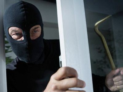  Informuoja policijos komisariatas                                     - Įvykiai ir kriminalas