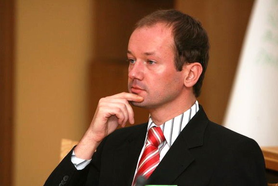 Литовские школьники играют на переменках «в геев» - Хобби, отдых и развлечения