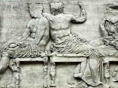 Стивен Фрай выступил за возвращение Греции античных барельефов - Культурные и спортивные мероприятия