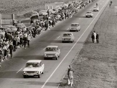 Участники Балтийского пути поделятся в Сейме воспоминаниями - Литва и страны Балтии