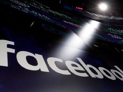 Facebook разрешит рекламировать криптовалюту - IT новости