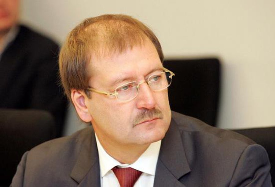 Лидер Рабочей партии: Спикер вынуждена пить из колодца, в который наплевали сами консерваторы

                                 - Литва и страны Балтии