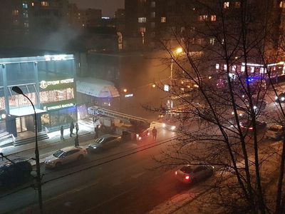 В Москве горит ночной клуб "16 тонн" - В Мире