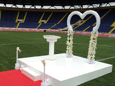 На легендарном стадионе Барселоны будут играть свадьбы - Культурные и спортивные мероприятия