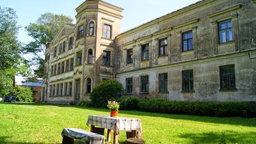 Gulbinėnų dvaras – tylus istorijos liudytojas Pasvalio krašte