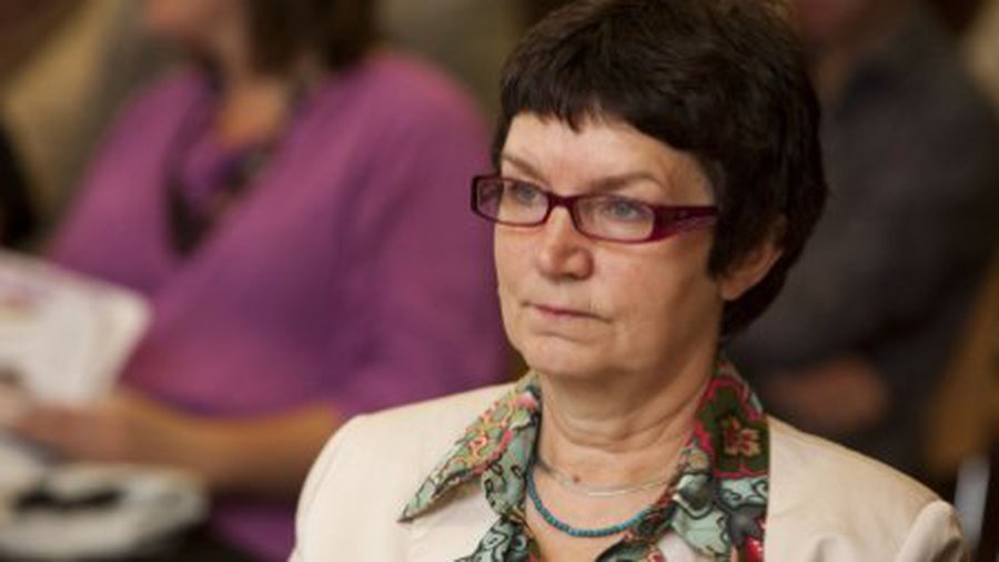 Будене: зачем нужны школы, если не учат детей ни читать, ни писать? - Мир молодежи