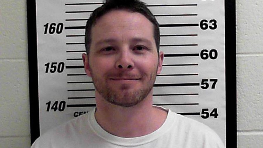 В США экс-военный заявил, что направил конверты с ядовитыми семенами Трампу и Путину - В Мире