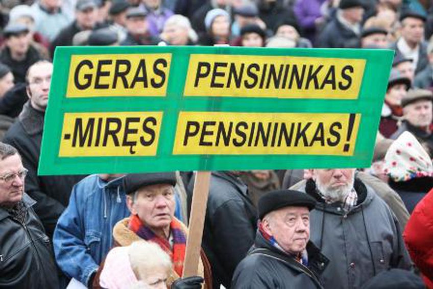 Повышение пенсионного возраста в следующем году поможет сэкономить 50 млн. литов                                                                