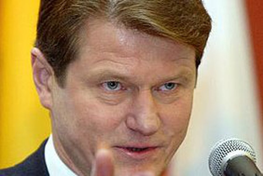 Паксаса свергло ЦРУ? - Литва и страны Балтии