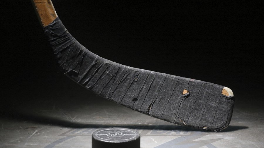 Хоккеиста приговорили за избиение арбитра клюшкой - Культурные и спортивные мероприятия