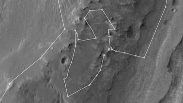 Opportunity завершил обход области на краю марсианского кратера