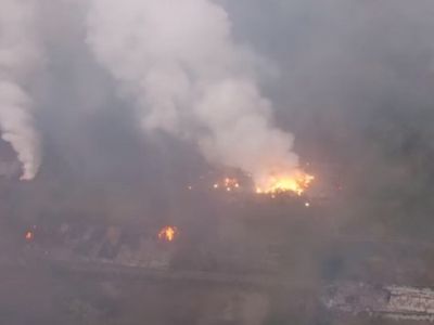 СМИ: почти 50 домов разрушены из-за взрывов на арсенале в Черниговской области - В Мире