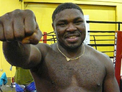 Сэмуэль Питер готов выйти на ринг против Владимирам Кличко вместо Поветкина - Культурные и спортивные мероприятия