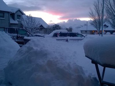 Снегопад в Великобритании вызвал серьезные транспортные и энергетические проблемы - В Мире