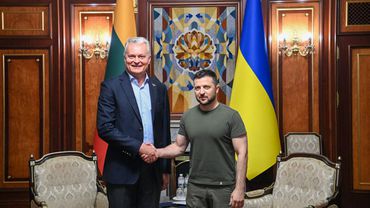 Президент встретился с главой Украины В. Зеленским