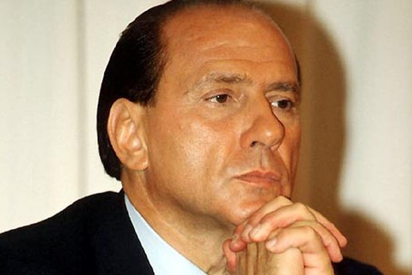 Берлускони обещает истребить итальянскую мафию к 2013 году