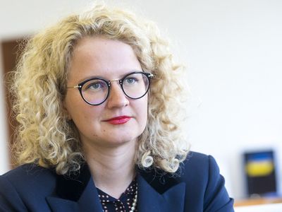 А. Армонайте: ММЗ "на бумаге" могла бы быть повышлена до 800 евро, ННД - до 740 евро - Литва и страны Балтии