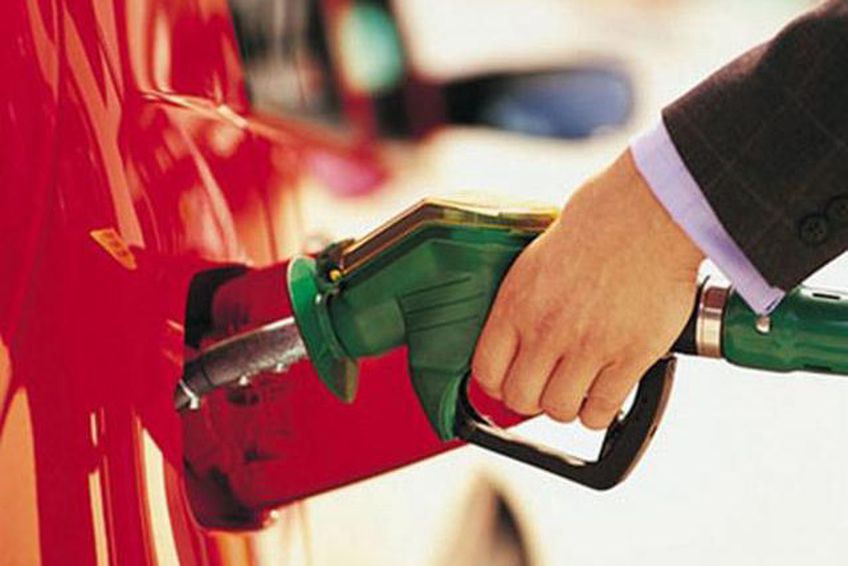 Еще один евроцент — и цена на бензин в Литве станет немыслимой                                                                