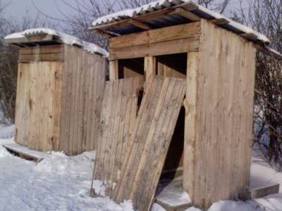 У многих жителей Эстонии, Латвии, Литвы, Венгрии и Румынии нет нормального туалета и ванной

 - В Мире