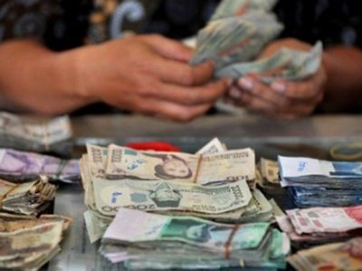 Зарплату мужчин в Индонезии решено переводить на счета жен - Хобби, отдых и развлечения