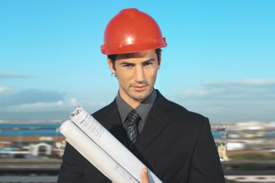 Литовские строители готовы поучаствовать в подготовке к мундиалю 2018 года
                 - Литва и страны Балтии