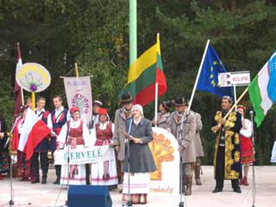 «Все флаги в гости были к нам…»

 - В Висагинасе