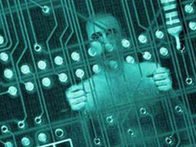 Рэкетиры XXI века «крышевали» сайты  - Происшествия и криминал