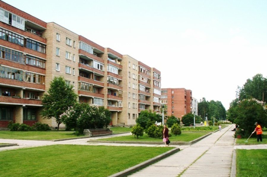 И вновь горожане в ожидании неизбежных преобразований ...                                                                                              - В Висагинасе