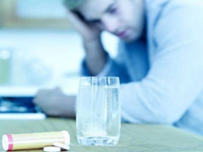 В Великобритании подсчитали потраченные на похмелье часы - Наука и здоровье