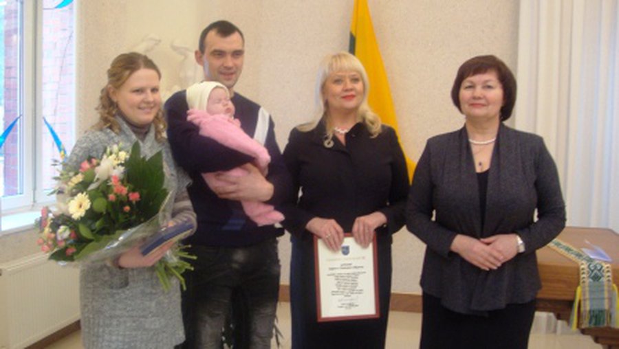 В День всех влюбленных — чествование первого новорожденного года - В Висагинасе