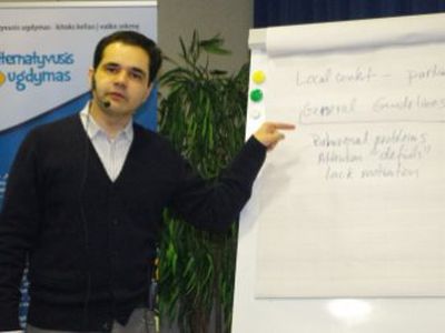 Профессор из США рекламировал в Литве советскую систему обучения - Литва и страны Балтии