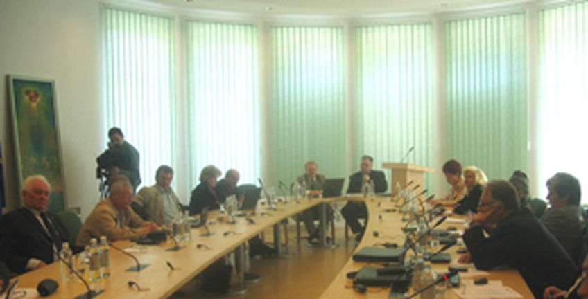 Висагинский Совет отложил решение по  согласованию технического  проекта комплекса по переработке и хранению ТРО