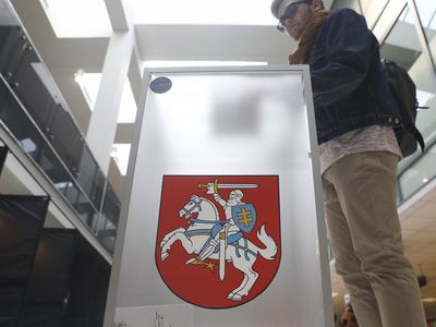 Движение либералов обратилось в Сейм с просьбой аннулировать результаты выборов в Аникщяйском районе и в Висагинасе - Литва и страны Балтии