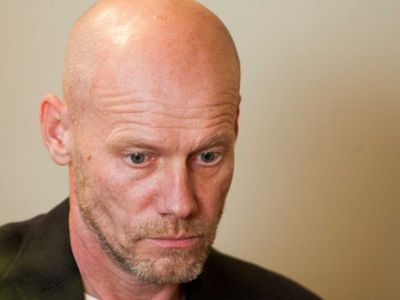 Журналист Рачас выведен из зала заседания Висагинского самоуправления с запахом алкоголя - В Висагинасе