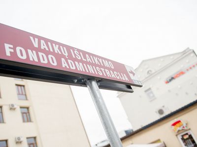 Фонд по содержанию детей не будет платить пособия детям, которых не содержат родители - Литва и страны Балтии