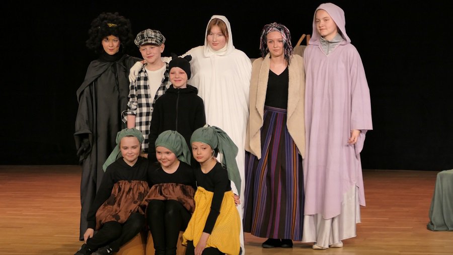 Dovana Tarptautinės vaikų gynimo dienos proga – spektaklis „Vėjo botagas“ - Visagine