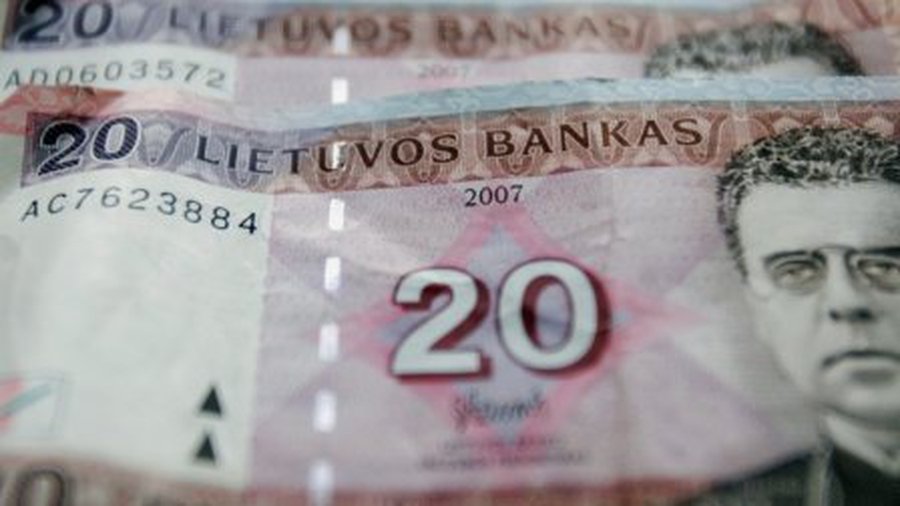 Kiek reikia darbuotis, norint atidirbti už pašalpą? - Lietuva ir Baltijos šalys