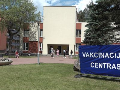 В пятницу вакциной Pfizer без регистрации привились 76 человек (видео) - В Висагинасе