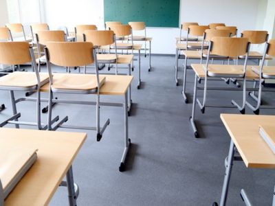 На карантин закрыты еще два учебных учреждения Висагинаса - В Висагинасе