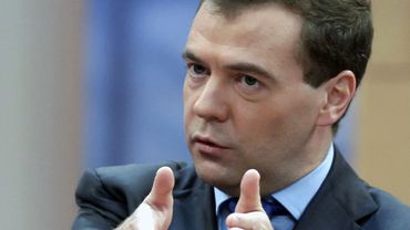 Дмитрий Медведев: у России в связи с санкциями есть два варианта развития экономики