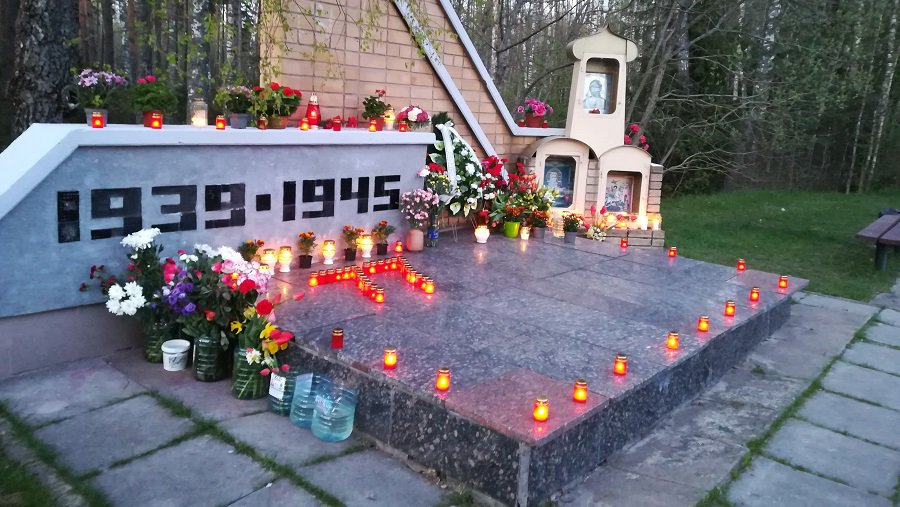 Мемориал восстановлен силами добровольцев. Низкий им поклон! - В Висагинасе