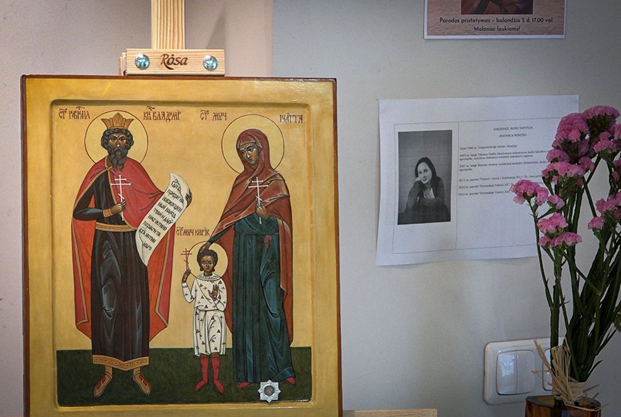 Открылась выставка работ Анастасии Решетько (видео) - В Висагинасе