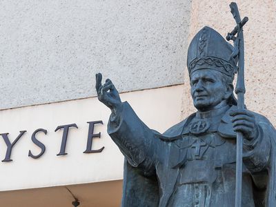 Президенты Литвы и Польши отметили значимость личности и деятельности Папы Римского Иоанна Павла II - В Мире