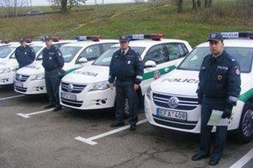 Шеф полиции Литвы: считаем, сколько полицейских уволить...
