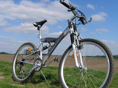 Полиция просит велосипедистов
 не оставлять свои велосипеды без присмотра 
 - Происшествия и криминал