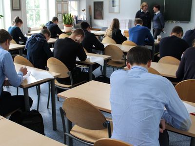 МОНС: с 2025 г. предлагается не проводить государственные экзамены по русскому языку - Литва и страны Балтии
