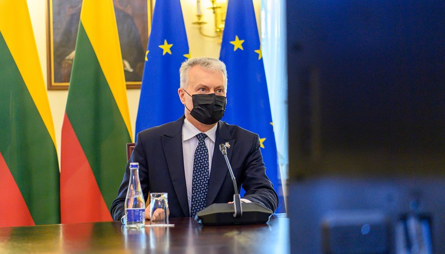 Г. Науседа отправляется в Португалию на встречу ЕС в верхах - В Мире