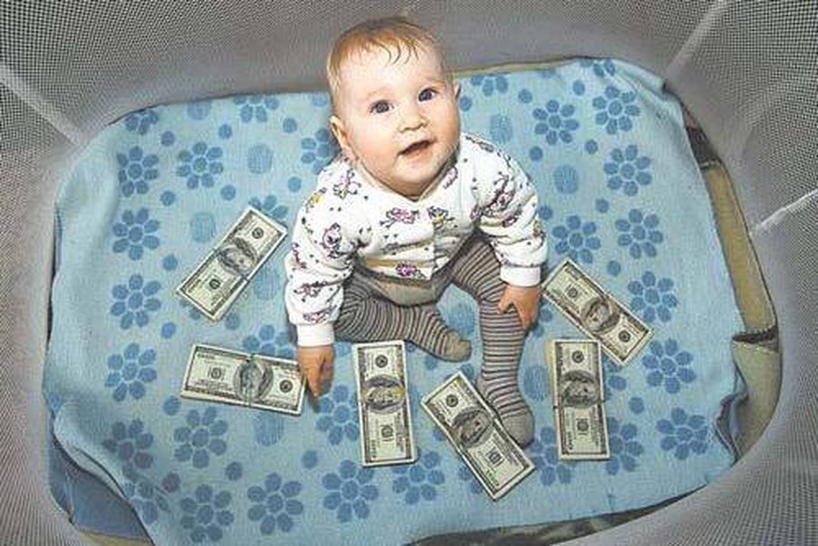 Планируется заморозить и «детские деньги» - Литва и страны Балтии