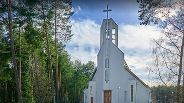 Литовские священники предлагают отложить венчания и крестины